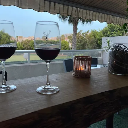 Apartment Large Relaxed Terrace, Golf Views